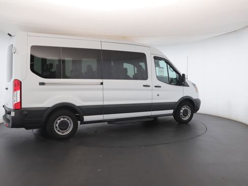 Used 2017 Ford Transit 350 XL image 24