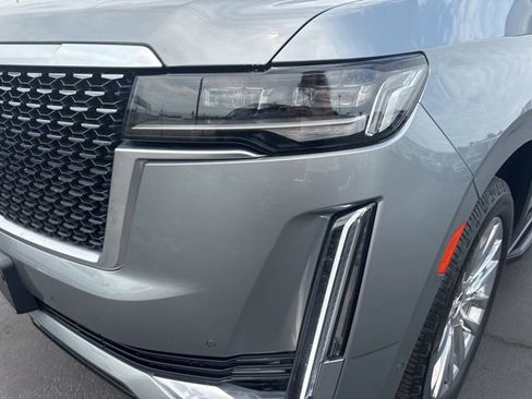 Used 2023 Cadillac Escalade ESV Premium Luxury w/ LPO, Floor Liner Package AWD/4WD image 25