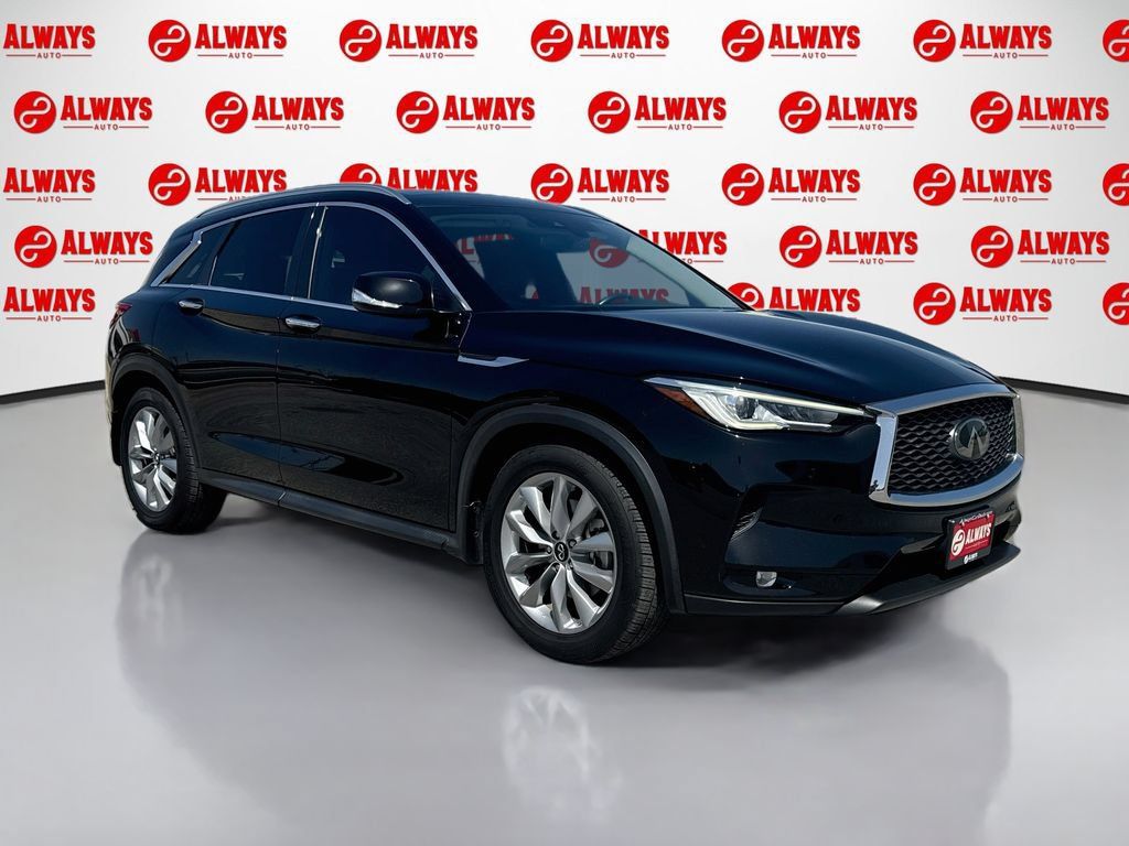 Used 2021 INFINITI QX50 Luxe FWD image 3