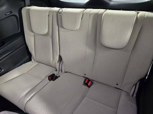 Used 2019 Subaru Ascent Premium image 20