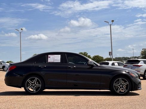 Used 2021 Mercedes-Benz C 300 4MATIC Sedan image 4