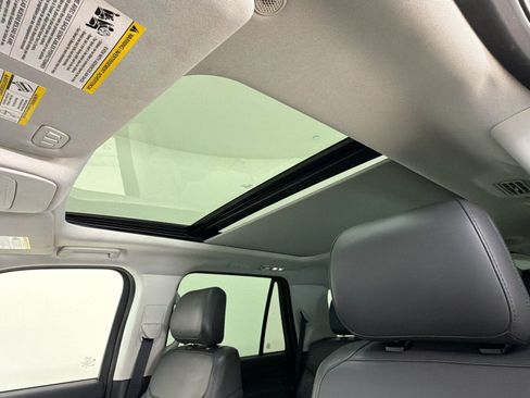 Certified 2025 Ford Expedition Active AWD/4WD image 23