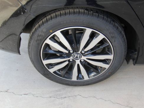 Used 2019 Honda Fit EX image 31