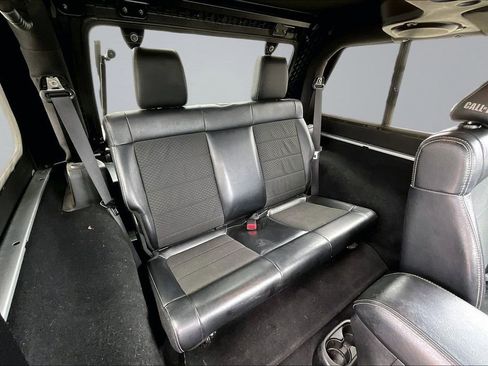Used 2012 Jeep Wrangler Rubicon AWD/4WD image 18