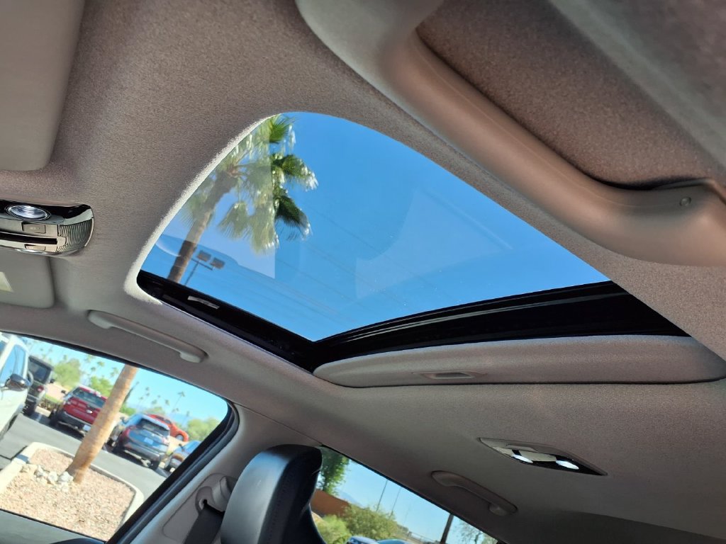 Used 2025 Kia Niro FWD image 7