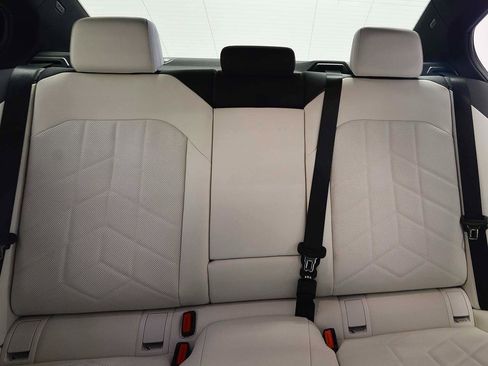 New 2026 BMW 530i image 9