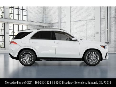New 2026 Mercedes-Benz GLE 450 4MATIC image 2