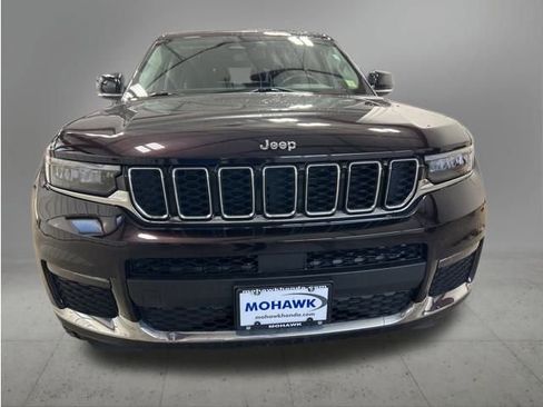 Used 2022 Jeep Grand Cherokee L Limited image 2