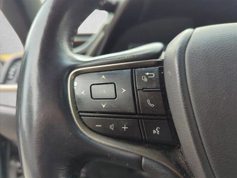 Used 2019 Lexus ES 300h w/ Accessory Package 2 FWD image 16