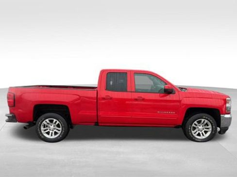 Used 2018 Chevrolet Silverado 1500 LT w/ All Star Edition image 3