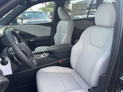 New 2026 Lexus TX 350 AWD image 10