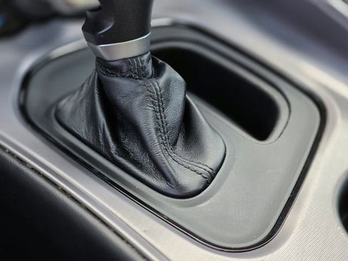 Used 2023 Dodge Challenger SXT w/ Blacktop Package image 31