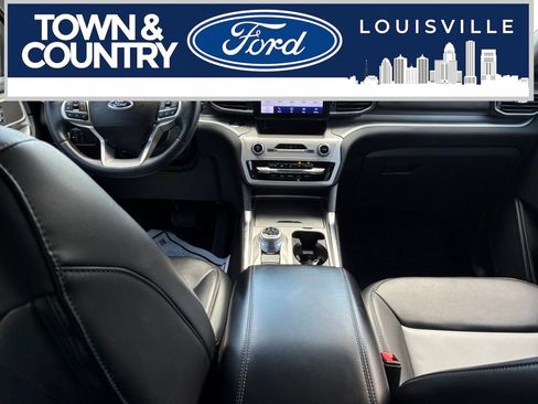 Used 2023 Ford Explorer XLT w/ Equipment Group 202A RWD image 25