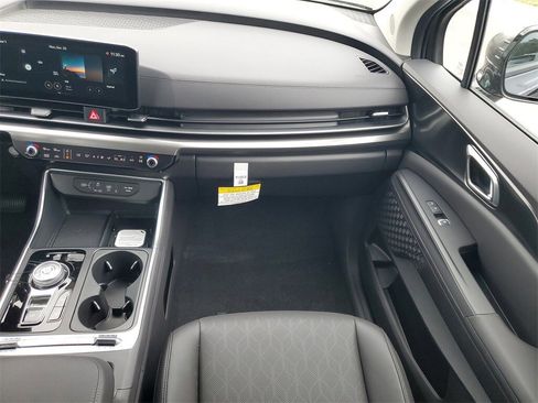 New 2026 Kia Carnival SX image 28