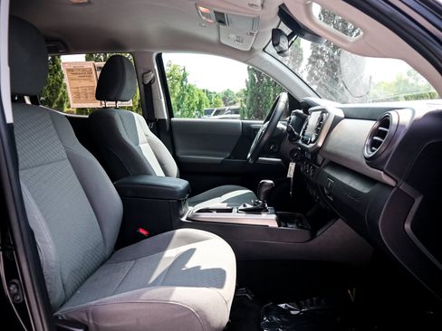 Used 2021 Toyota Tacoma SR5 RWD image 32
