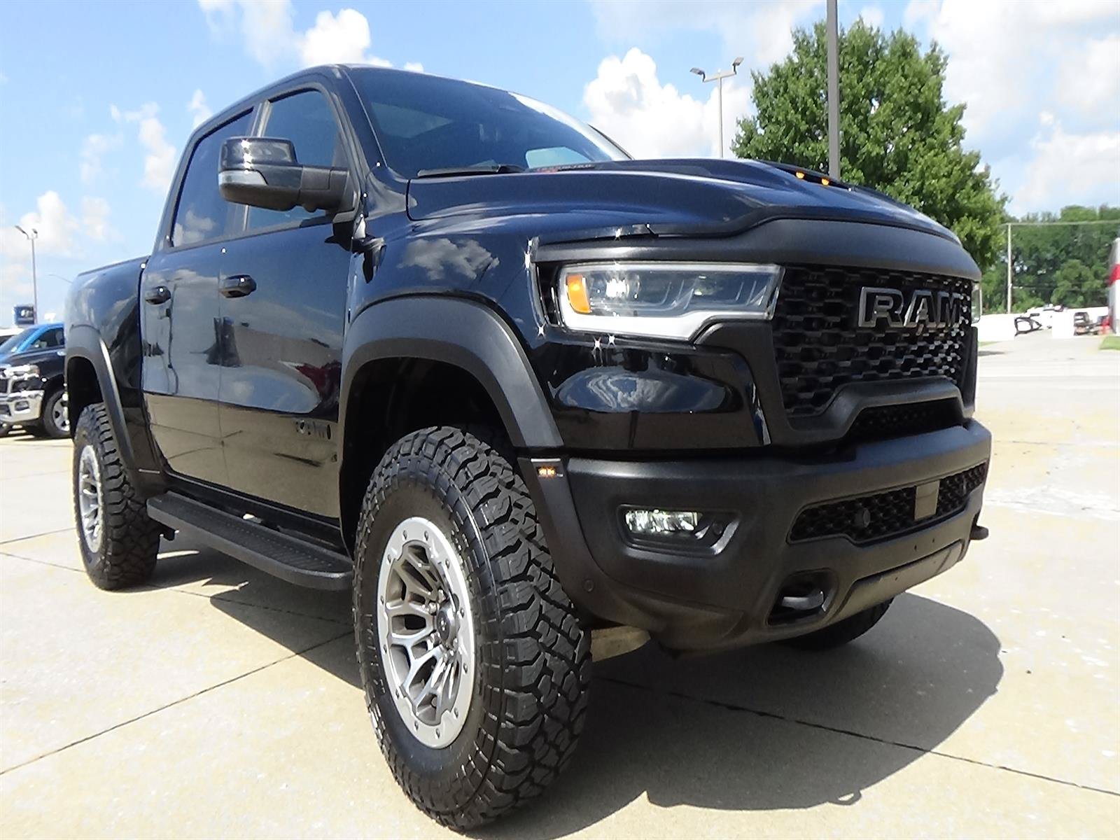 Used 2025 RAM 1500 RHO w/ RHO Level 1 Equipment Group AWD/4WD image 4