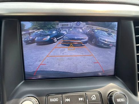 Used 2017 GMC Acadia SLT AWD/4WD image 30