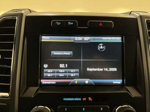 Used 2015 Ford F150 XLT w/ Equipment Group 302A Luxury AWD/4WD image 12