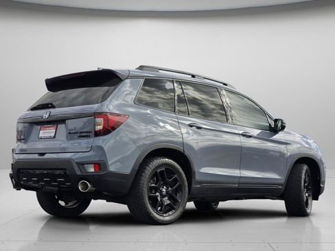 Used 2024 Honda Passport Black Edition image 23