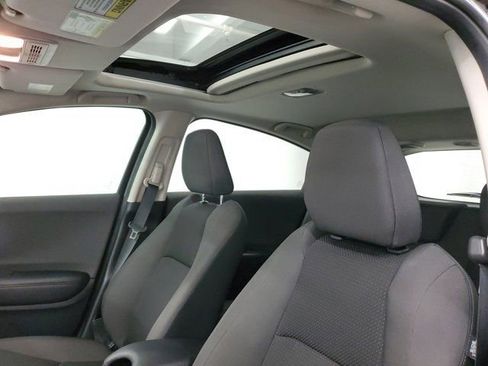 Certified 2022 Honda HR-V EX image 19