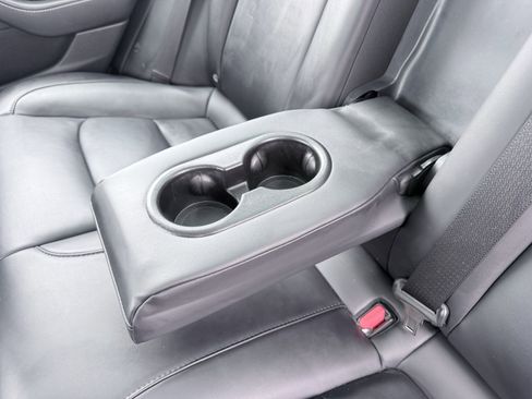 Used 2023 Tesla Model 3 Standard Range image 35