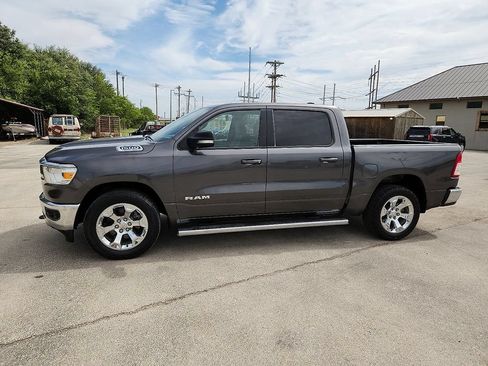 Used 2022 RAM 1500 Lone Star AWD/4WD image 2