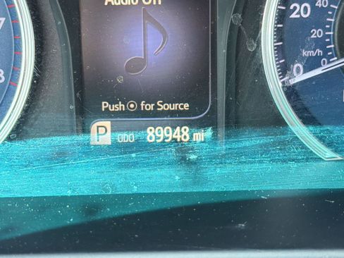 Used 2016 Toyota Camry XLE FWD image 19