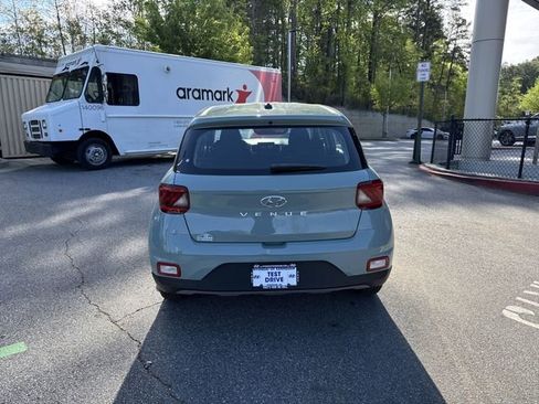 New 2026 Hyundai Venue SE FWD image 6