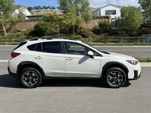 Used 2018 Subaru Crosstrek 2.0i Premium w/ Moonroof Package AWD/4WD image 6