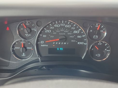 New 2025 Chevrolet Express 2500 WT w/ Driver Convenience Package image 7