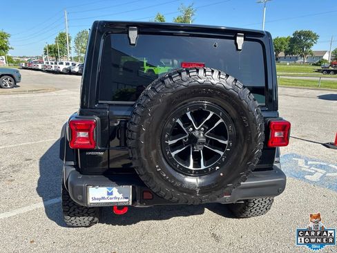 Used 2025 Jeep Wrangler Unlimited Rubicon AWD/4WD image 18
