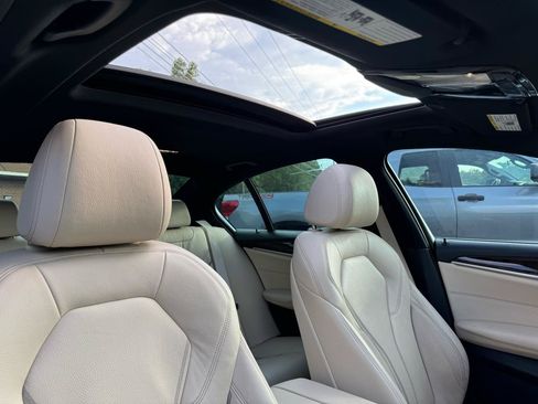 Used 2017 BMW 530i RWD image 42