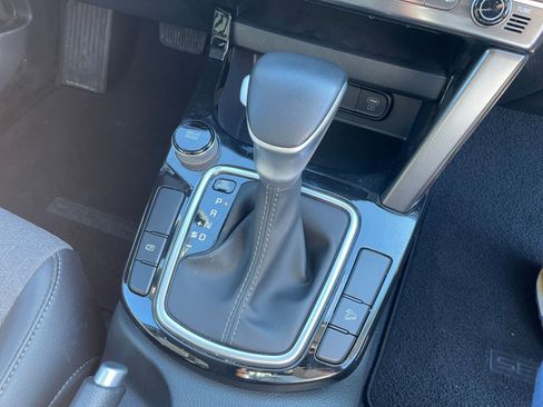 Used 2025 Kia Seltos S image 44