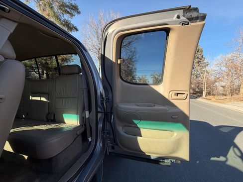 Used 2000 Toyota Tundra Limited image 13