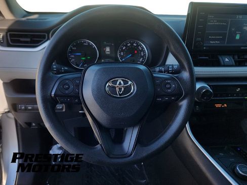 Used 2021 Toyota RAV4 XLE w/ Convenience Package AWD/4WD image 21