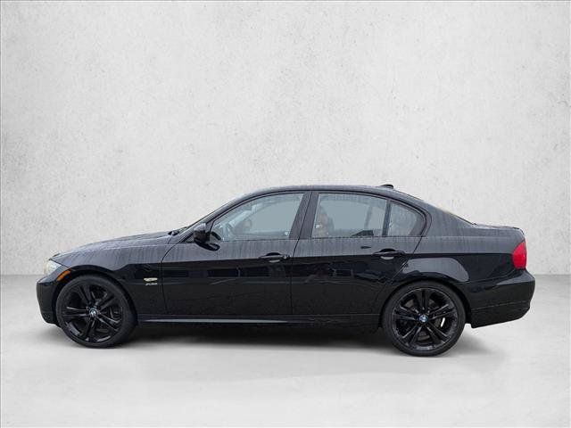 Used 2011 BMW 335i xDrive Sedan AWD/4WD image 8
