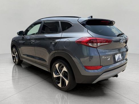 Used 2018 Hyundai Tucson Value AWD/4WD image 9