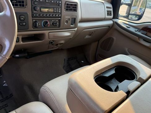 Used 2004 Ford F350 4x4 SuperCab Super Duty image 26