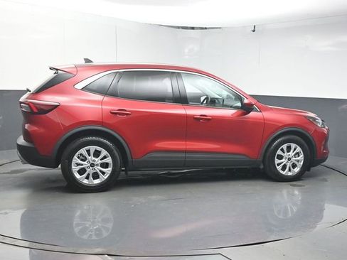 Used 2023 Ford Escape Active w/ Tech Pack #2 FWD image 8