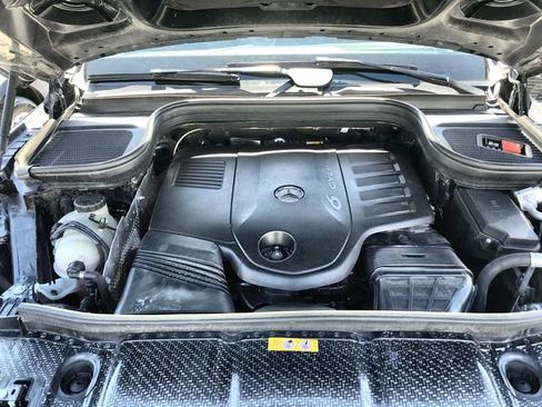Used 2024 Mercedes-Benz GLS 450 4MATIC image 27