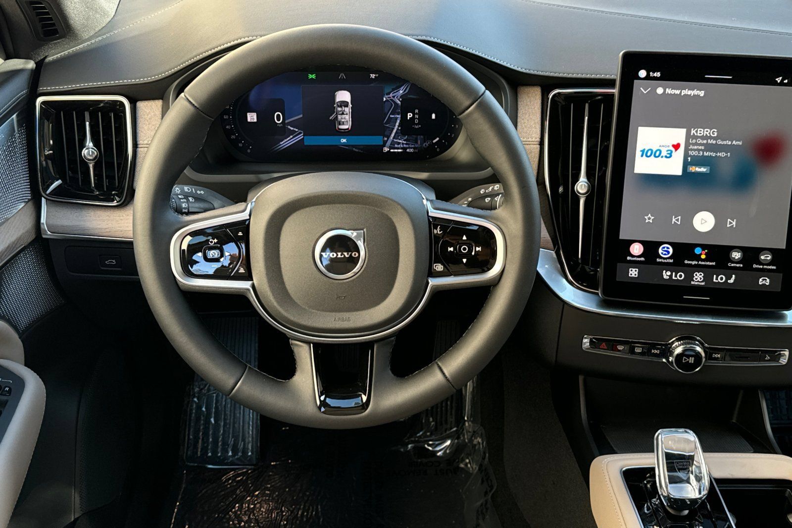 New 2026 Volvo XC90 B5 Ultra w/ Protection Package Premier AWD/4WD image 14