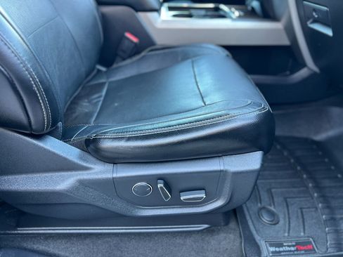 Used 2017 Ford F250 Lariat w/ Lariat Ultimate Package image 25