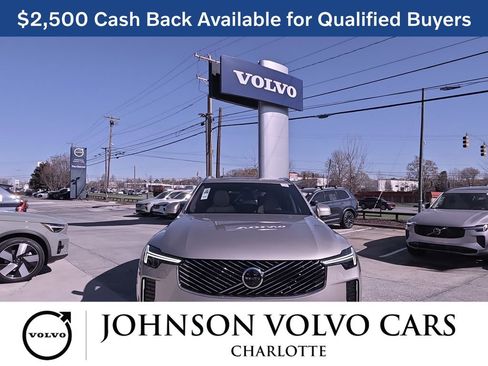 New 2026 Volvo XC90 B5 Plus w/ Protection Package image 2