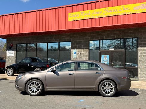 Used 2011 Chevrolet Malibu LTZ FWD image 2