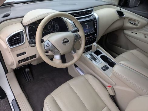 Used 2018 Nissan Murano Platinum image 11