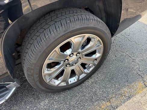 Used 2016 GMC Yukon Denali AWD/4WD image 12
