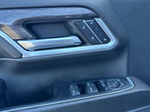 Used 2024 Chevrolet Silverado 2500 LTZ image 12