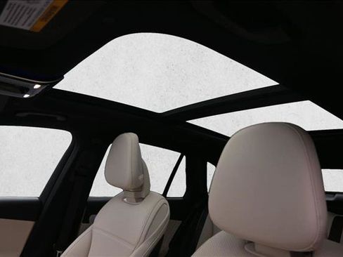 Certified 2025 Mercedes-Benz GLC 300 4MATIC image 16