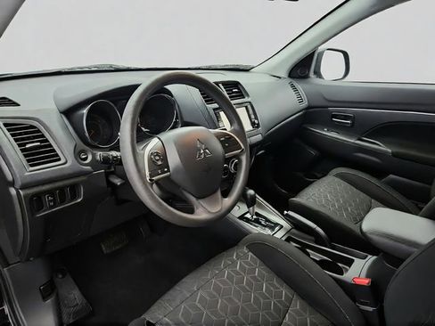 Used 2021 Mitsubishi Outlander Sport LE FWD image 9