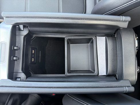 Used 2023 Mercedes-Benz GLC 300 GLC 300 image 10